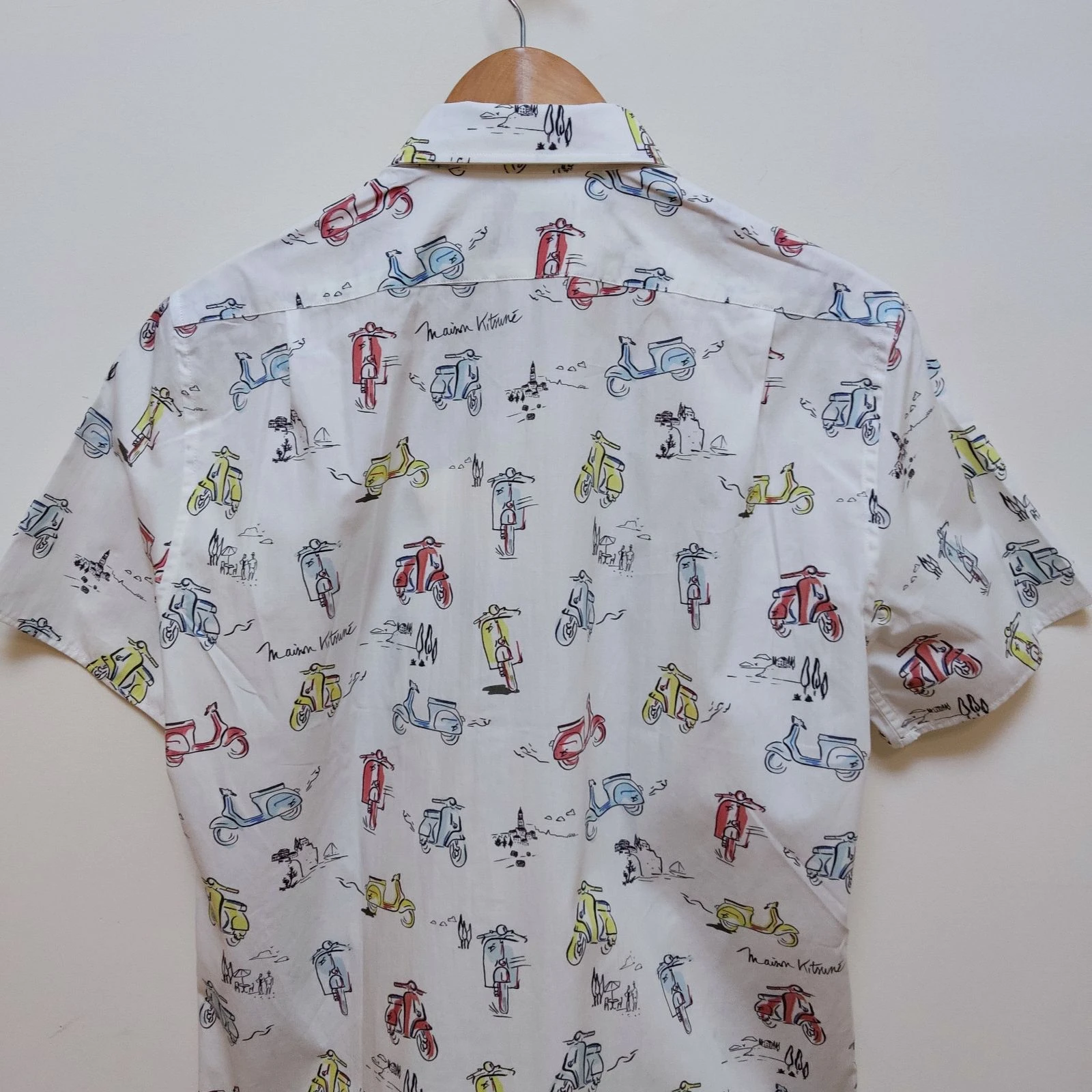 Maison Kitsuné Taille M / 40 Chemise à manches courtes Mup Imprimé multicolore – photo 13